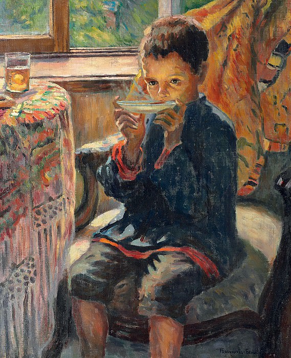 Мальчик пьет чай картина